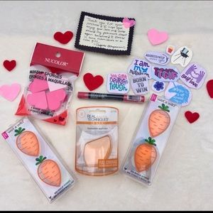 Carrot WetnWild Beauty Blenders & RT Bundle